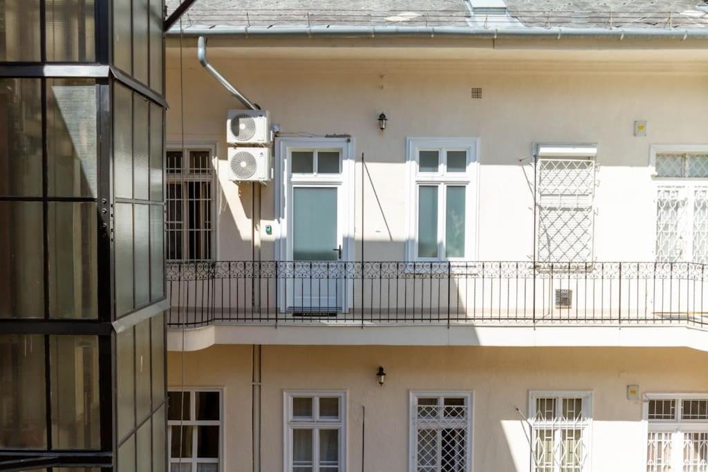 Apartamento Harmonic In Bem Square Budapest